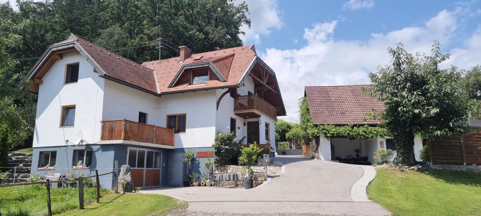 Ferienwohnungen Klimbacher Wolfsberg Exterior photo